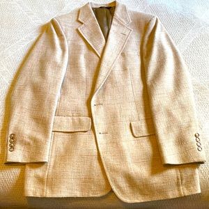 Men’s summer weight wool blazer